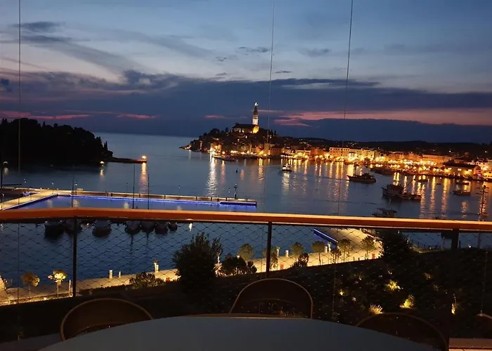 Sea Apartment Carera
