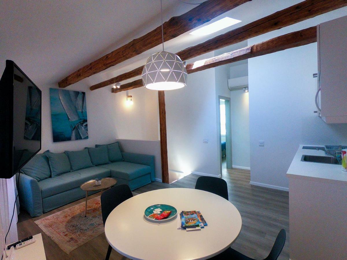 Apartment Sea Carera