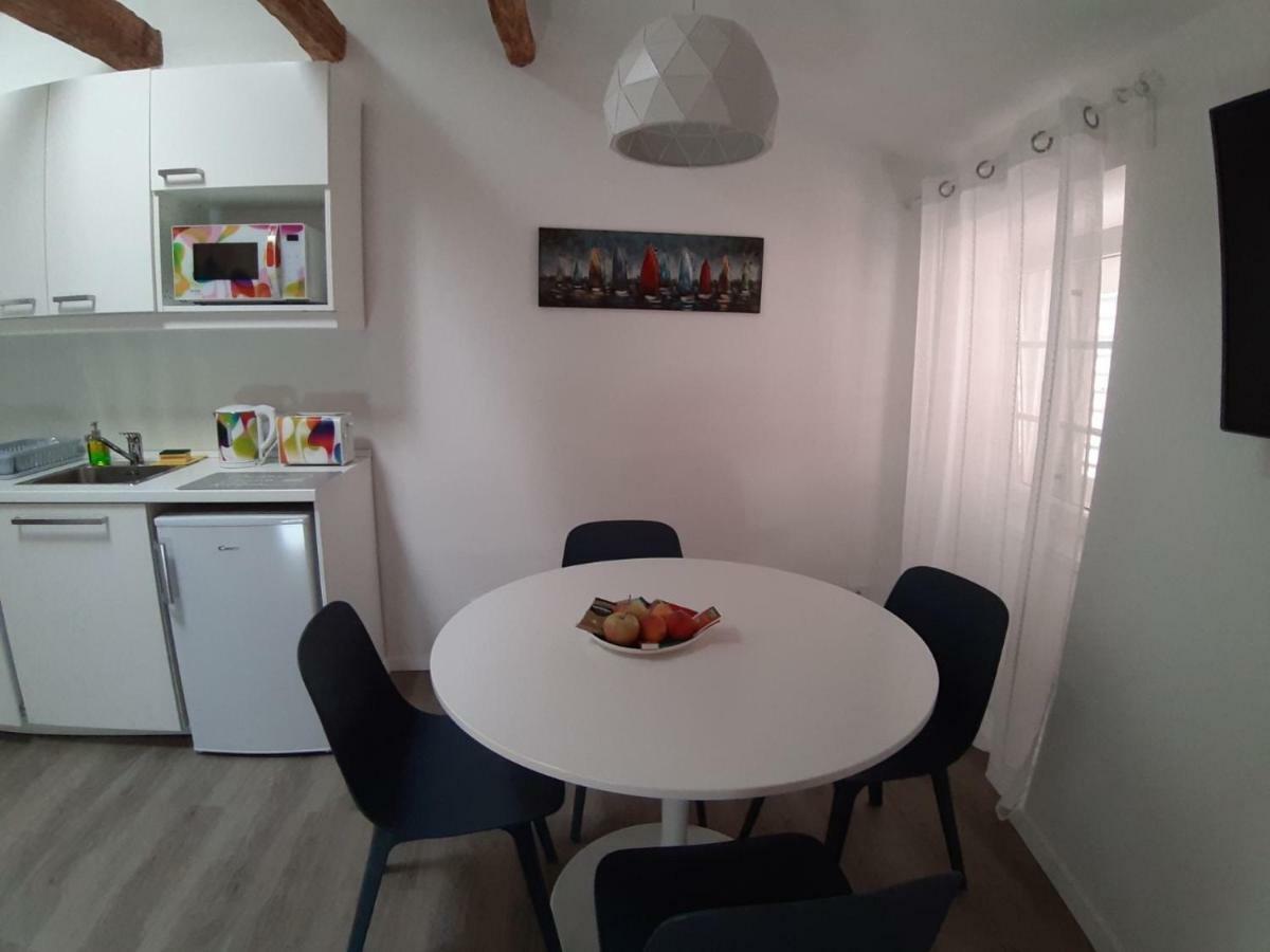 Apartment Sea Carera